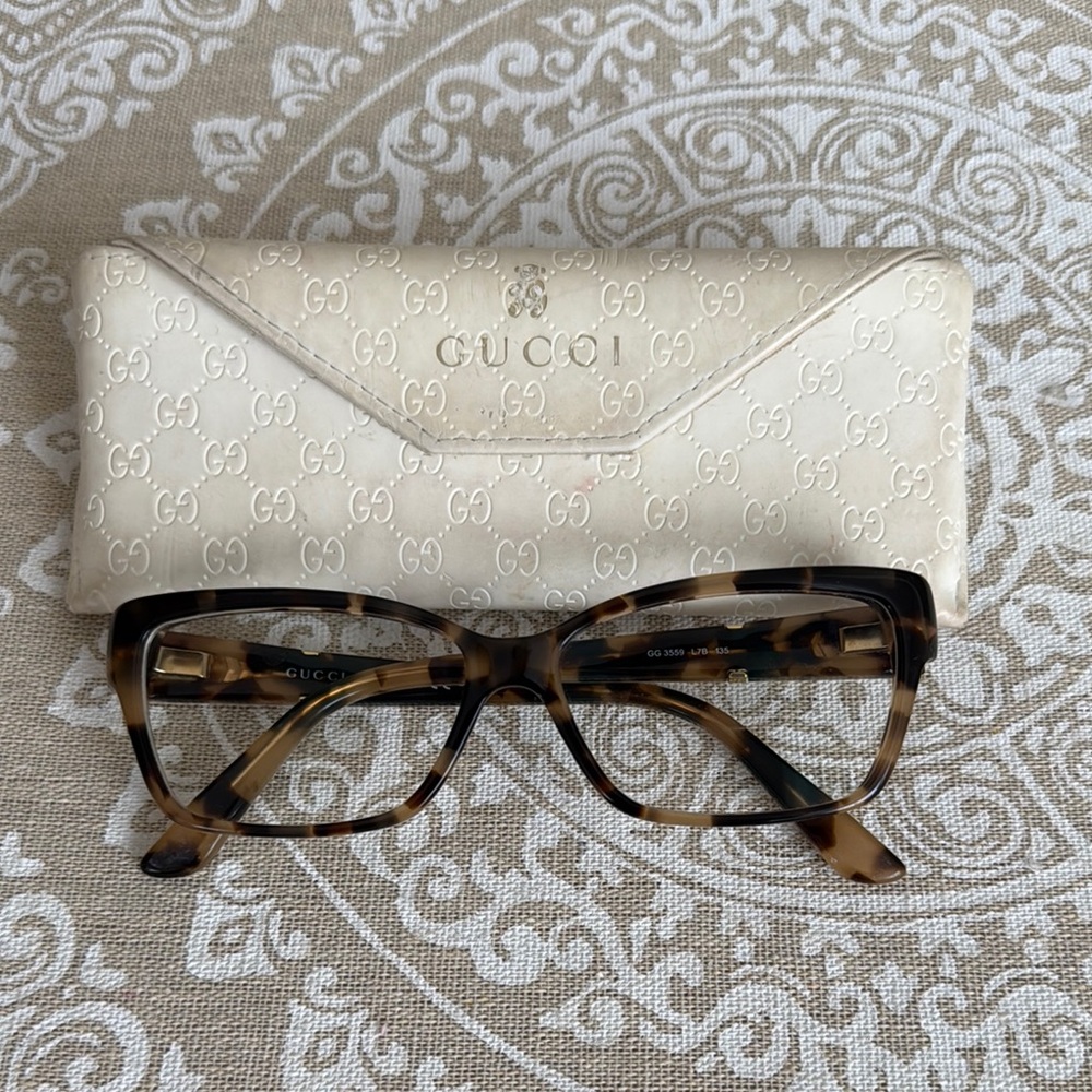 Gucci glasses